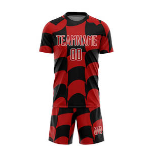 Tenue de football de niveau tournoi, conçue avec un maillot et un short de football sublimés et respirants - Product Image 1