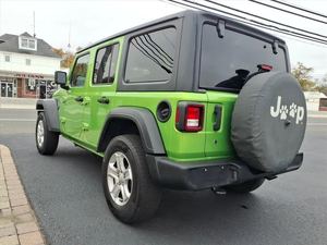 รถจี๊ป แรงเลอร์ อันลิมิเต็ด สปอร์ต เอส ปี 2018 ขับเคลื่อน 4 ล้อ พวงมาลัยซ้าย มาตรฐานไอเสียยูโร 4 วิ่ง 50,000-75,000 ไมล์ 150-200 แรงม้า - Product Image 4