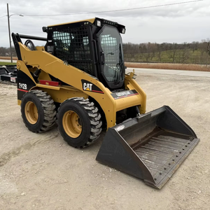 รถตักล้อยาง CAT 242B สภาพดี ราคาถูก ขายมือสอง คุณภาพสูง ราคาประหยัด - Product Image 1