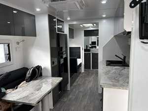 Caravane TOP Franklin Razor 206, norme australienne et caravane tout-terrain, caravane de voyage, caravane à toit rigide d'usine - Product Image 3