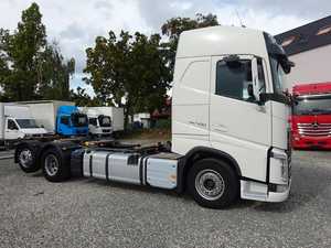 Ordinatamente usato 2018 VOL VO FH 500 1,075,000 KM 375KW 510HP 6 cilindri automatico 6x4,EURO potenza 6 cambio automatico DIESEL - Product Image 3