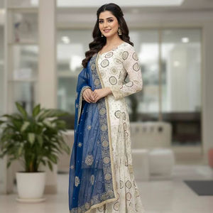 Vêtements ethniques indiens tendance pour les fêtes, ensemble Kurti et pantalon large entièrement cousu et brodé pour les invités de mariage - Product Image 1