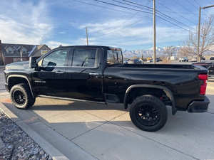 รถเชฟโรเลต ซิลเวอราโด 3500 ปี 2023 สภาพดีเยี่ยม มือสอง - Product Image 2