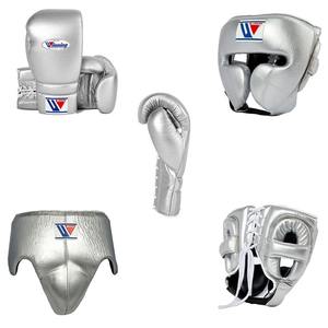 Ensemble de gants MMA professionnels personnalisables Protection imprimée en cuir du gagnant avec coussin de mise au point et protège-tête personnalisés - Product Image 1