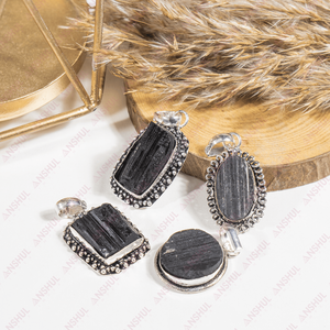 Pendentif Cabochon en Tourmaline Noire en Gros – Cristaux de Guérison Premium pour la Méditation, Bijoux et Tenues de Soirée à Prix de Gros - Product Image 5