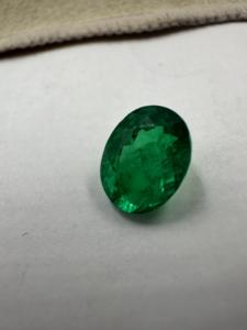 Piedras de Esmeralda natural certificadas de alta calidad para la fabricación de joyas, piedras preciosas personalizadas, precios al por mayor de alta calidad, piedra - Product Image 2