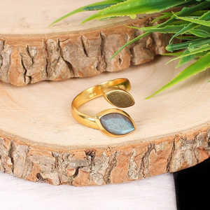 Anillo de declaración bohemio romántico de Plata de Ley 925 con corte esmeralda de labradorita Natural y piedras de corte ovalado diseño elegante bonito - Product Image 5