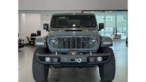 Auto Deportivo Usado Certificado a Precio Accesible, con Volante a la Izquierda, Unlimited Rubicon 392 Final Edition 2024, 4x4, Automático, 400 CV, Cuero - Product Image 2