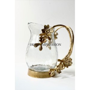 Pichet en métal transparent unique de style vintage avec poignée et base argentées, capacité de 3 L pour servir du vin, du jus, de la limonade - Product Image 3