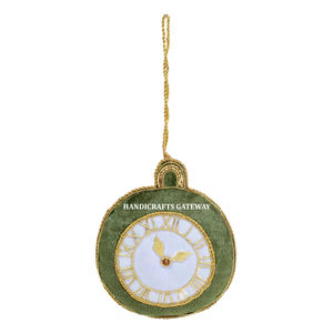 Nuevo diseño increíble bordado de Zari dorado con forma de reloj de trabajo con cuentas adornos colgantes de árbol de Navidad para artículos decorativos - Product Image 1