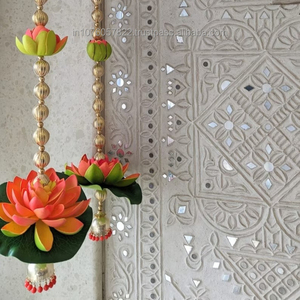 Loto de espuma con bola de gota con cuentas Jhumki, cuerda para decoración del hogar y decoración de todos los festivales - Product Image 1