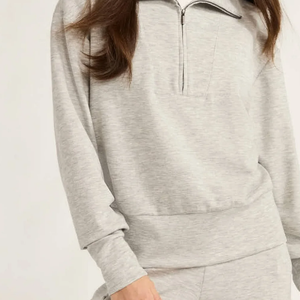 Sudadera de cuello redondo antipilling de gran tamaño, ropa de calle de Invierno para mujer, estilo universitario, sudaderas con capucha de punto ODM - Product Image 4