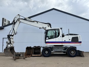 Liebherr A920 Counterbalance <b>Forklift</b> Gasoline Engine 3 Ton Capacity Rough Terrain 5 Year Warranty - Product Image 4