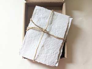 Wholesale Virgin Books Handmade Antique Paper Wholesales Paper <b>A4</b> <b>Size</b> Color Paper Sheet/Color Cardboard Drawing Pad - Product Image 3