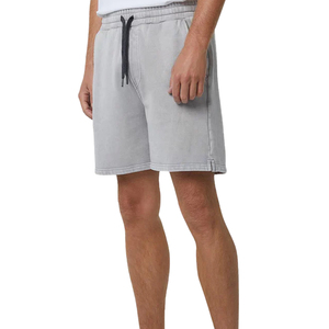 Pantalones Cortos Casuales Progresistas para Hombre, Diseñados para un Movimiento Natural con un Aspecto Limpio y una Presencia de Moda Contemporánea - Product Image 5