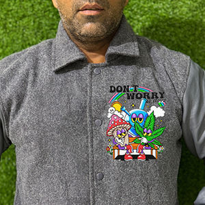 Chaqueta Bomber para Hombre de Alta Calidad REDDITO SPORTS, Impresión Personalizada, Parches Frontales Bordados, Ecológica, Reversible e Impermeable - Product Image 5