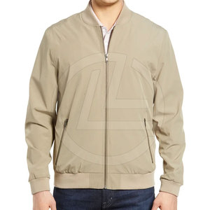 Chaqueta bomber repelente al agua para hombre con bolsillos seguros con cremallera y chaqueta bomber deportiva de corte moderno para hombre - Product Image 5