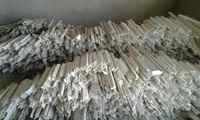 Déchets de profilés de fenêtre en uPVC Profilés en plastique PVC recyclé Déchets de PVC