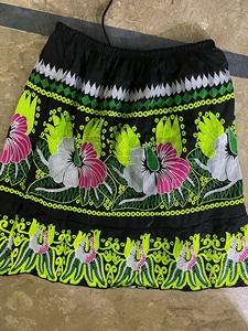 กระโปรงฮาวายสำหรับชาวเกาะลายดอกไม้ผ้าคอตตอนปักเลื่อมสำหรับผู้หญิงดีไซน์แบบไมโครนีเซียใหม่ล่าสุดสำหรับฤดูร้อน - Product Image 5