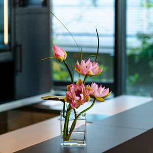 Petite décoration de maison de luxe Grandes plantes de lotus artificielles Fleurs de sol d'intérieur du fabricant Verdure Importation - Product Image 5