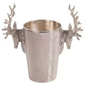 Cubo de almacenamiento de hielo y cerveza de Metal martillado Chapado en cobre de alta demanda Ideal para la decoración del bar del hogar del hotel y el uso de fiestas - Product Image 5