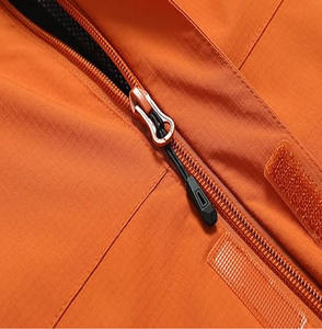 Uso al aire libre MOQ bajo Hombres Chaqueta de lluvia Etiqueta privada Hombres Chaqueta de lluvia Nuevo diseño Hombres Chaqueta de lluvia cargada por Dress Sports - Product Image 4