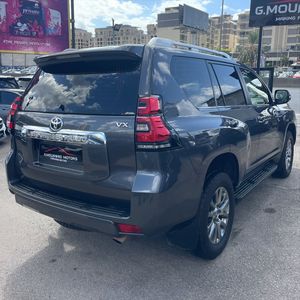 รถยนต์โตโยต้าแลนด์ครุยเซอร์ ปราโด ราคาถูก สภาพใหม่และสะอาด รถมือสอง ซื้อเลย ความเร็วสูงสุด ขับเคลื่อนได้ทั้งซ้ายและขวา มีจำหน่าย - Product Image 1