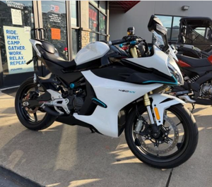 MOTO 450SS 2024 NEUF, moto 450cc bicylindre en parallèle - Prêt à être expédié - Product Image 2