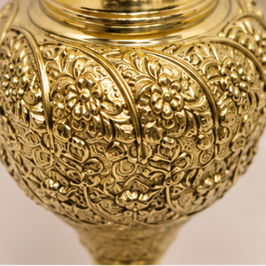 Cachimba de Lujo con Base de Latón Lacado y Grabado Floral Intrincado, Pipa de Shisha Árabe Tradicional para Decoración del Hogar o Salón - Product Image 3