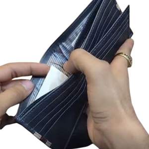 Cartera de Cuero Azul Premium para Hombre con Ventana para Identificación y Múltiples Ranuras para Tarjetas, Diseño Elegante y Delgado para Uso Diario y Regalos - Product Image 4