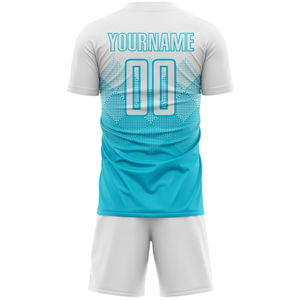 Vêtements de football personnalisés, ensemble de maillots de football OEM pour hommes, tissu respirant, séchage rapide, confortable, logo personnalisé, uniformes de football - Product Image 3