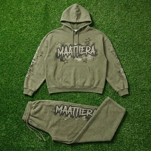 Conjunto Deportivo de Dos Piezas para Mujer, Sudadera con Capucha Extra Grande Color Verde Oliva y Pantalones Deportivos Anchos, Estilo Urbano - Product Image 6