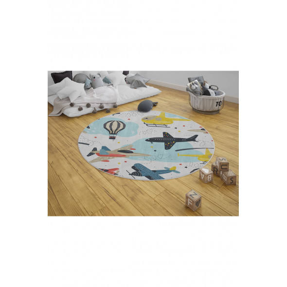 มีสีสัน