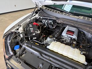 F-150 Raptor R Usado con Motor V8 Supercargado de 720 hp - Product Image 4