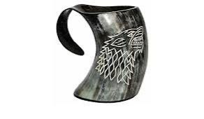 Taza de cuerno para beber de cristal vikingo tallado de lobo a precio económico con base de madera para vino de fiesta - Product Image 3