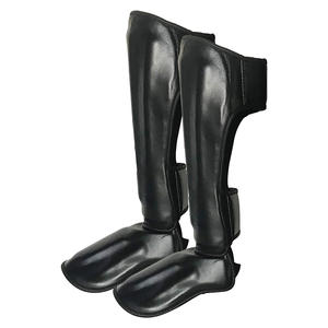 Protège-tibia pour hommes entièrement personnalisé Styling parfait Vente chaude Prix raisonnable Conceptions uniques Protège-tibia pour hommes avec léger - Product Image 3