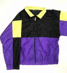 Veste coupe-vent sportive pour homme avec un design respirant et durable adapté à toutes les activités de plein air - Product Image 2