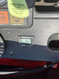 Tractor Kubota G261HD de Conducción Asistida a Bajo Precio - Nuevo y de Bajo Mantenimiento - Product Image 2