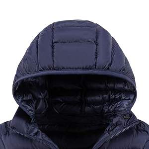 Veste matelassée à capuche en duvet de canard ultra-légère Manches longues Col montant Fermeture éclair Respirante Coupe-vent Imperméable Veste d'extérieur - Product Image 2