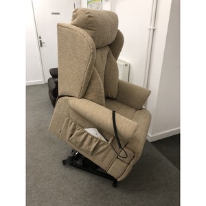 Sillón Reclinable Elevador de Doble Motor One Rehab Admiral, Respaldo Lateral de Soporte, Función Extensible, Cuero Sintético, Precio Reducido - Product Image 1