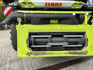 Moissonneuse-batteuse CLAAS Lexion 530 à transmission par engrenages vert, haute productivité, pour la récolte du blé - Product Image 2