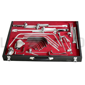 Likamed Omni Darmkanaal Chirurgische Retractor Set Wishbone Frame Retractors Verpakt In Een Houten Doos - Product Image 1