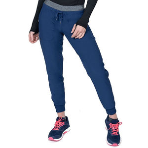 Uniforme Médico para Mujer, Traje Quirúrgico Resistente, Diseñado para Comodidad, Movimiento y Uso Diario en el Cuidado de la Salud - Product Image 3