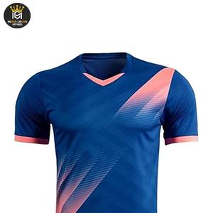Ropa de fútbol con logotipo personalizado de mejor material, diseño popular para uniformes de camiseta de fútbol personalizados - Product Image 3