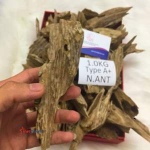 Incienso de Palo de Oud Natural de la Mejor Calidad, Doble Súper Oud, Aroma Dulce Muy Fuerte, Aromático, Ecológico, Bakhoor de Agarwood - Product Image 2