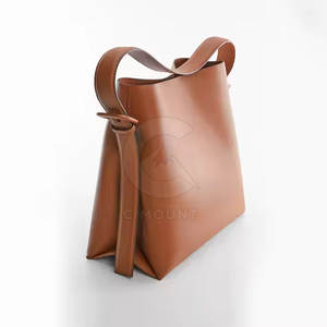 Nuevo estilo de cuero Pu bolsos de mano señoras nueva gran oferta de gran capacidad mujeres señoras diseñador bolsos de mano para la venta hecho en Pakistán - Product Image 3