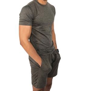 Nuestra fábrica OEM diseña camisetas de algodón para hombre de alta calidad para suministro global con acabado de tela de primera calidad. - Product Image 1