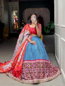 Belle robe fantaisie Chinon Lehenga Choli & Dupatta avec Laheriya Patola imprimé et paillettes broderie travail fournisseur de l'Inde - Product Image 6