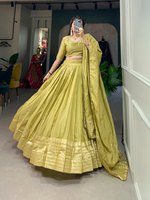 Lehenga Choli Dupatta en Georgette Brodé, Élégant et Tendance, Longueur Ras du Sol, Infroissable, Coupe Classique, Toutes Saisons, Pêche