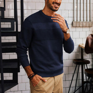 Pull en tricot avec logo personnalisé pour tenue décontractée Pull en tricot à manches longues et col rond en coton Jacquard Pulls pour hommes - Product Image 4